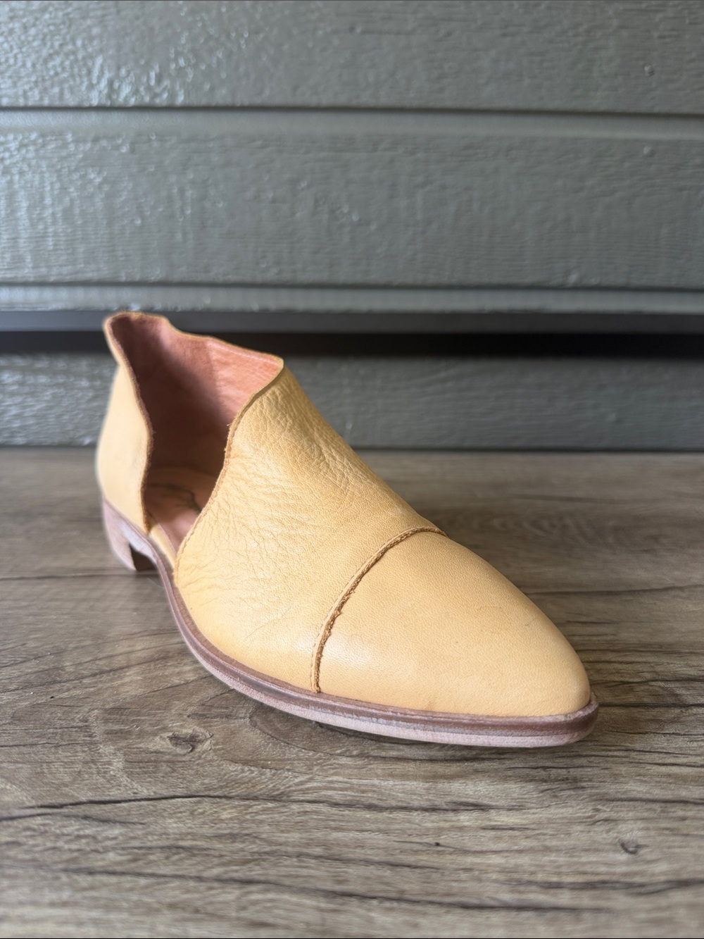 Free People Women's Slip-On Flats in Light Yellow size 41 - Picture 6 of 9